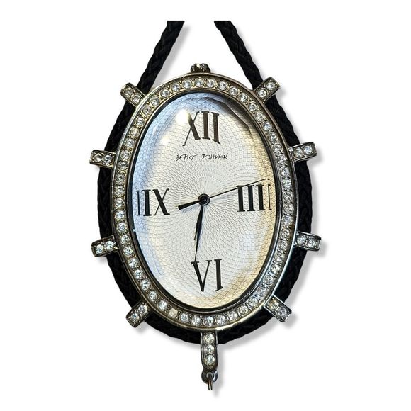 Vintage Authentic Betsey Johnson Silver Tone Black and White Pendant Watch 36\